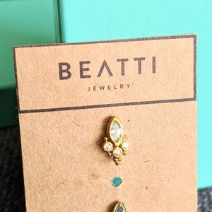 16G Marquise Cluster Earring